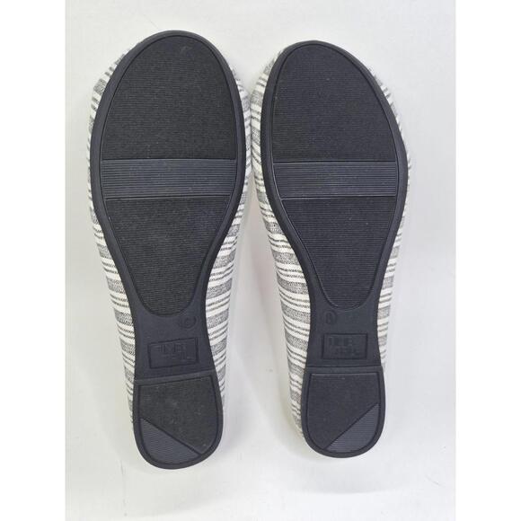 Time and Tru Flat Preppy College Bow Lines Gray Cottage Core White Size 8 - Picture 8 of 9